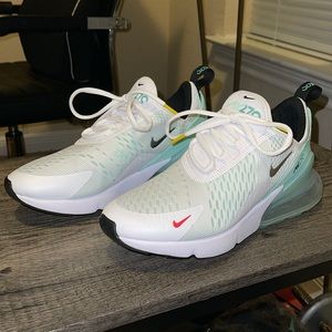 Nike Air Max 270